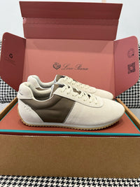 Fast Walk Sneakers