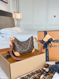 Liv Pochette Bag