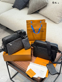 Trio Messenger Bag