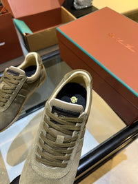 Fast Walk Sneakers