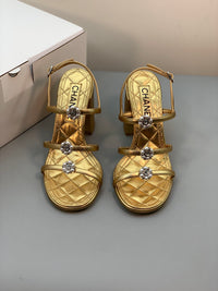 Pearl Flower Heel Sandals
