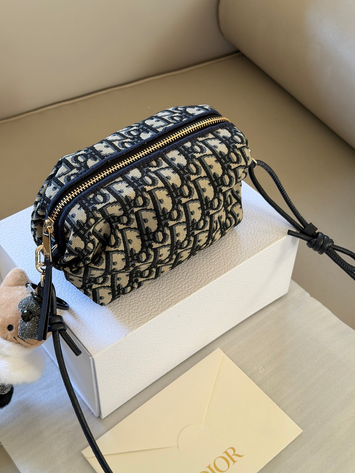 Bow Pouch