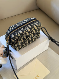 Bow Pouch