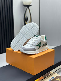 Classic Trainers