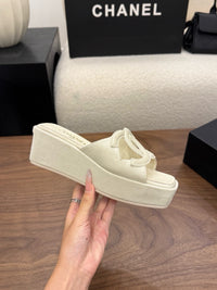 26S Platform Sandals