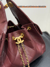 25 Hobo Bag Grained Calfskin