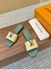 Capri Flat Mules