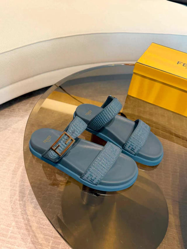 Feel Slide Sandals