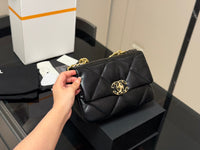 19 Handbag