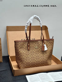 City Tote Bag