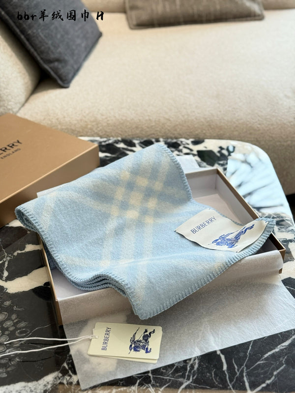 Check Wool Scarf