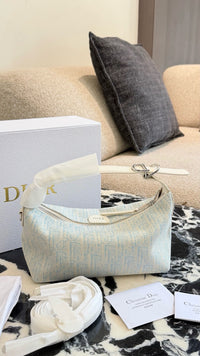 Nomad Pouch