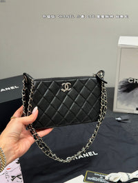 25B Pouch Bag