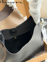 Brooklyn 28 Hobo Shoulder Bag