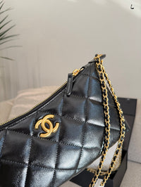 Hobo Shoulder Bag