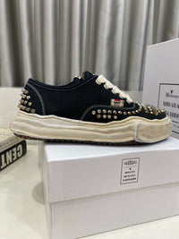 Peterson 23 Embellished Low-Top Trainers