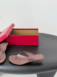 Vittoria Thong Sandals