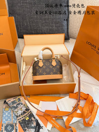 Alma Nano Bag