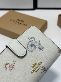 Corner Zip Wallet