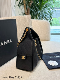 25 Bag Grained Calfskin