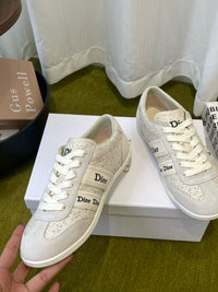 26S Ribbon Sneakers