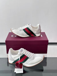 Tempo Sneakers