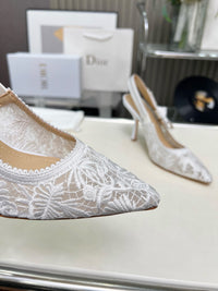 26S Slingback Pumps