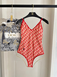 Logo One Piece Set