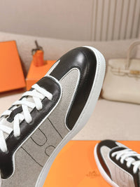 Boomerang Sneakers