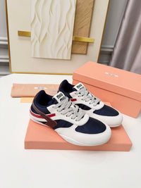 Gymnasium Sneakers