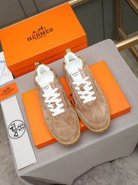 Trail Sneakers