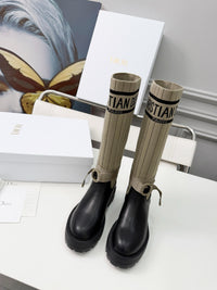 D-Major Boots