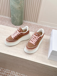 Nama Runner Platform Sneakers