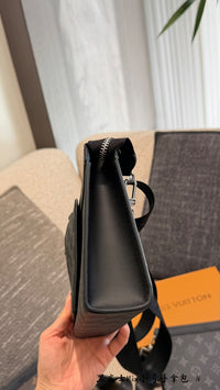 Gaston Wearable Wallet