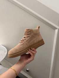 26S Highland Hi Heritage Sneakers