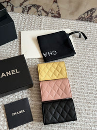 Classic Flap Cardholder