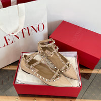 Garavani Rockstud Ballet Flats