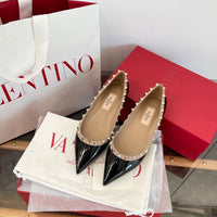 Garavani Rockstud Ballet Flats