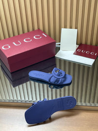 Interlocking G Slide Sandals