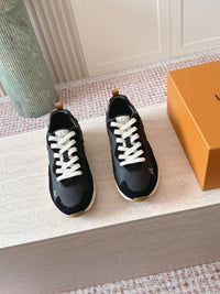 Drop 300 Sneakers
