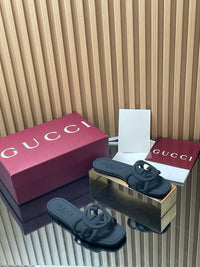 Interlocking G Slide Sandals