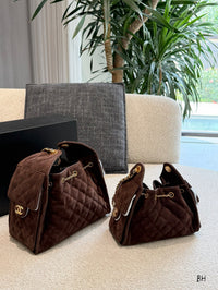 25 Suede Bag