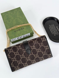 Jackie 1961 Continental Chain Wallet