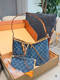 CarryAll Shoulder Bag
