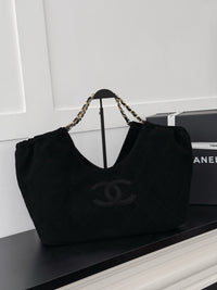 26C Suede Shopping Tote