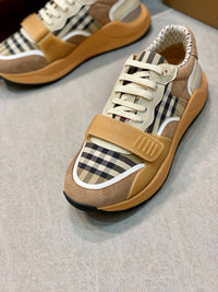 Vintage Check Runner Sneakers