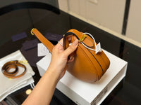 Arqué Shoulder Bag