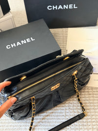 Chic Quilt Bowling Bag