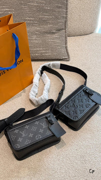 Bosphore Wearable Wallet Bag