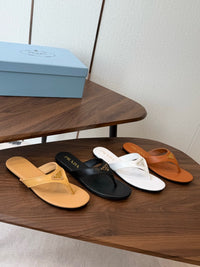 26S Leather Thong Sandals